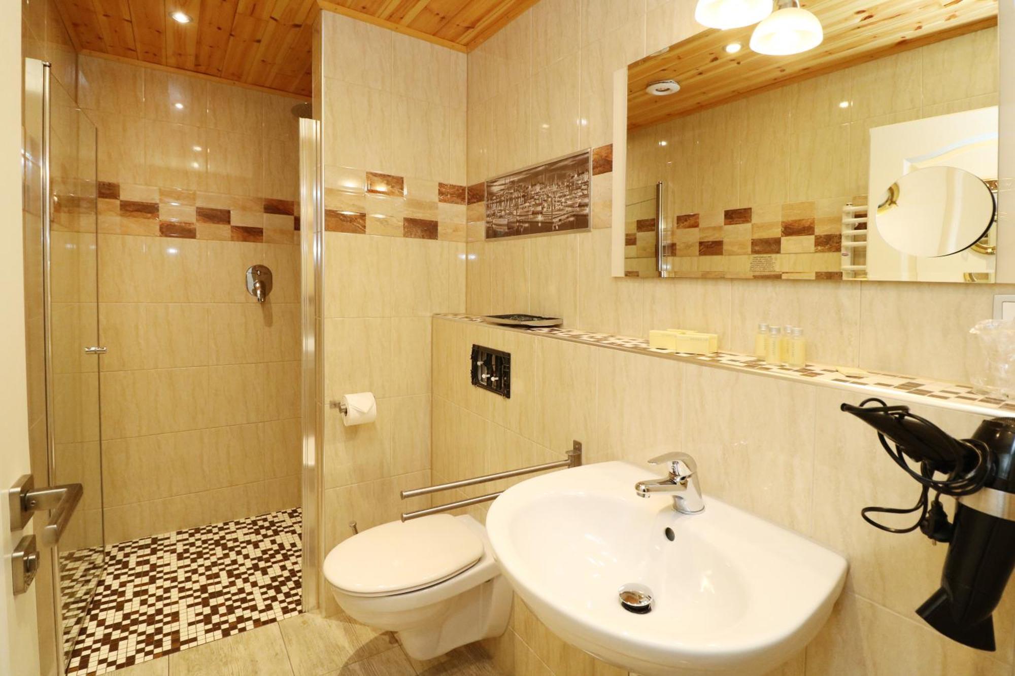 Hotel Wald & Meer Koserow Zewnętrze zdjęcie
